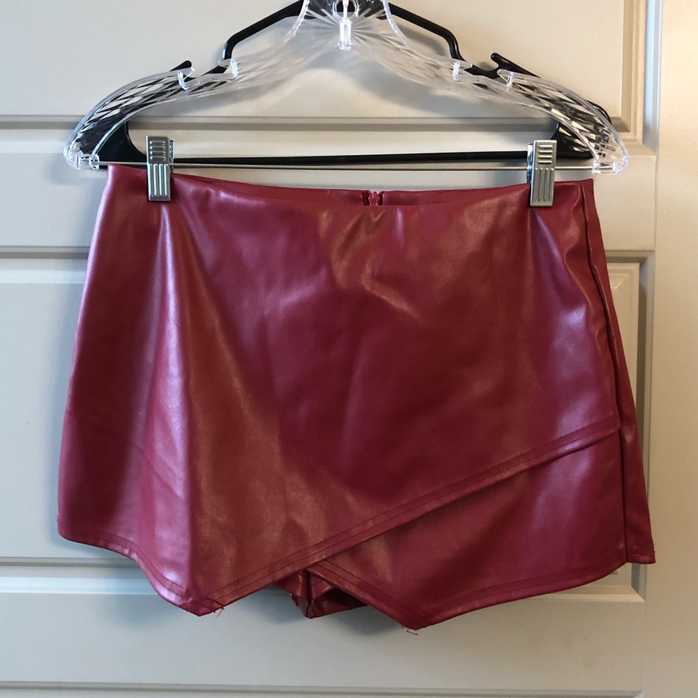 Mini Red leather skort